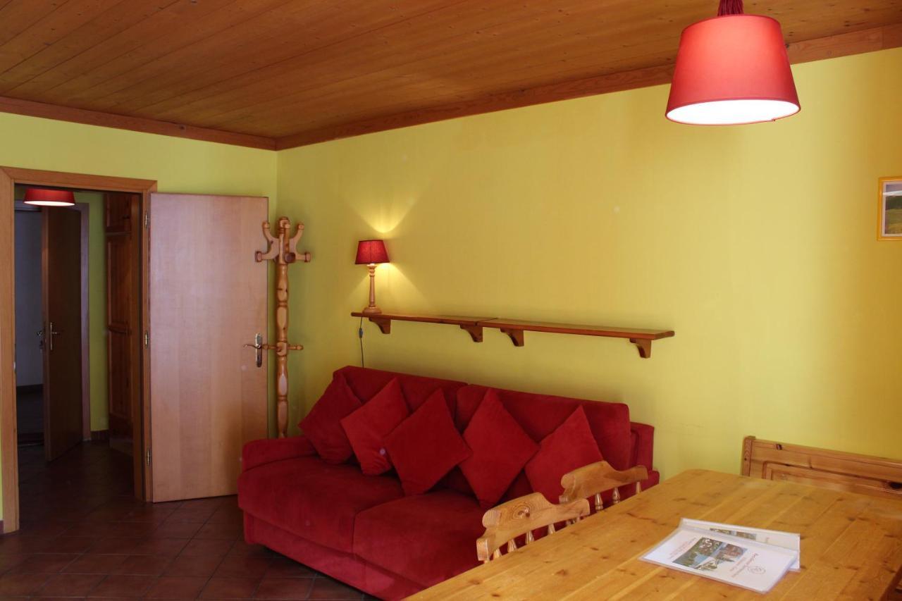 Residenze Sonnenschein Casa Rossa Aparthotel Villabassa Exterior photo